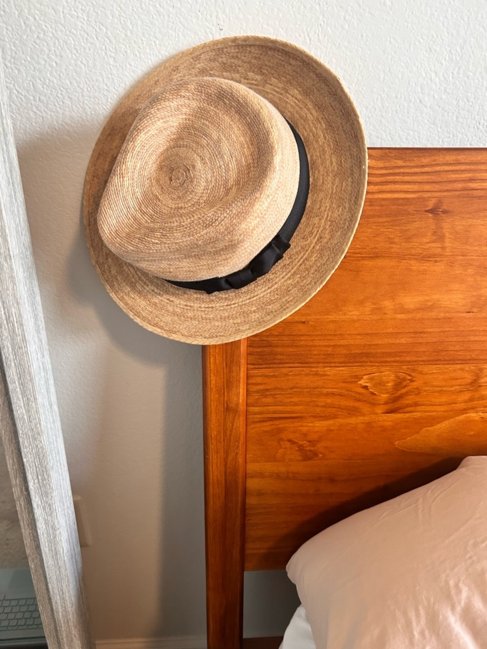 Straw hat - Picture 4 of 5